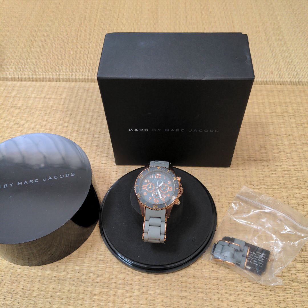 Marc by Jacobs Analog Quartz Women
