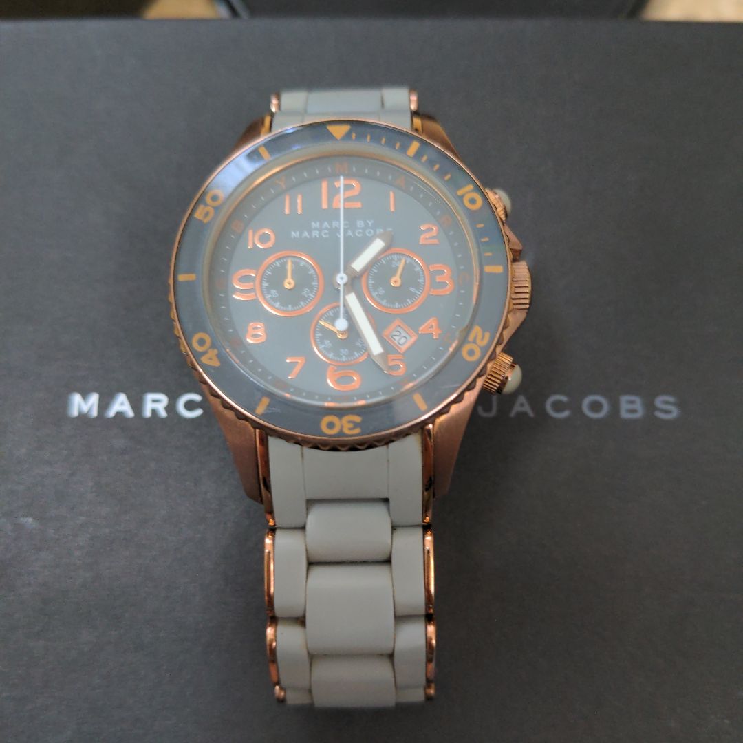 Marc by Jacobs Analog Quartz Women
