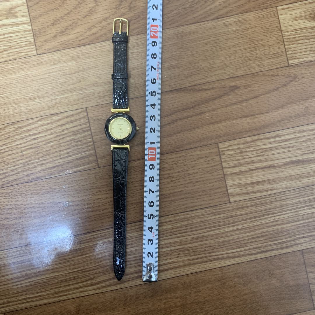 Shivas Analog Quartz Women
