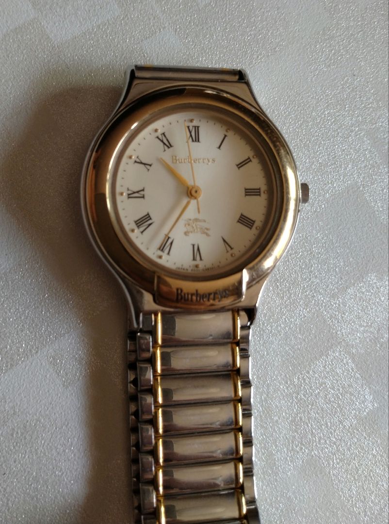 BURBERRY Analog Quartz Women