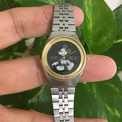 Seiko Alba Disney Analog Quartz Women Rare Retro Mickey Watch