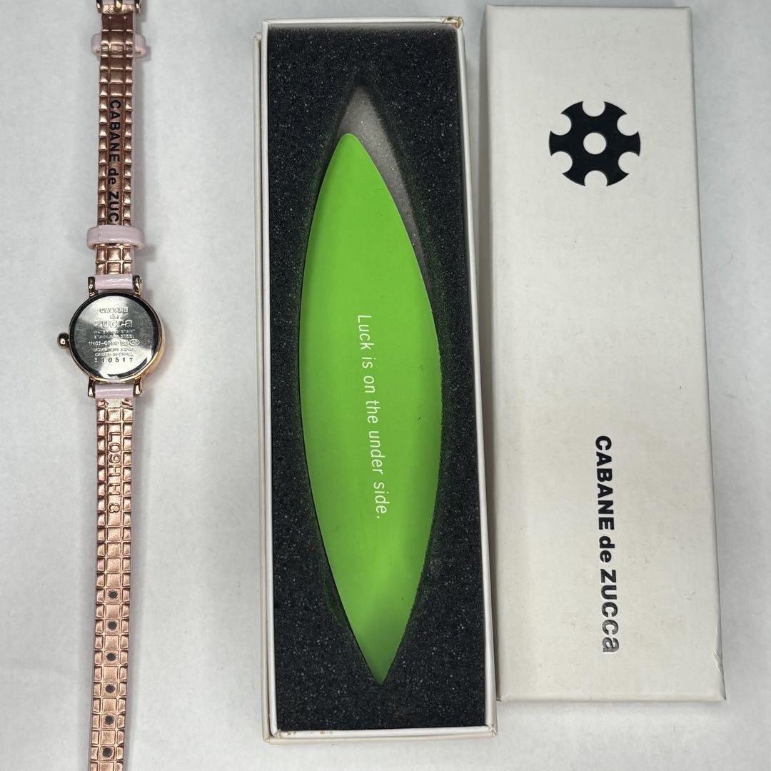 Cabane De Zucca Analog Quartz Women