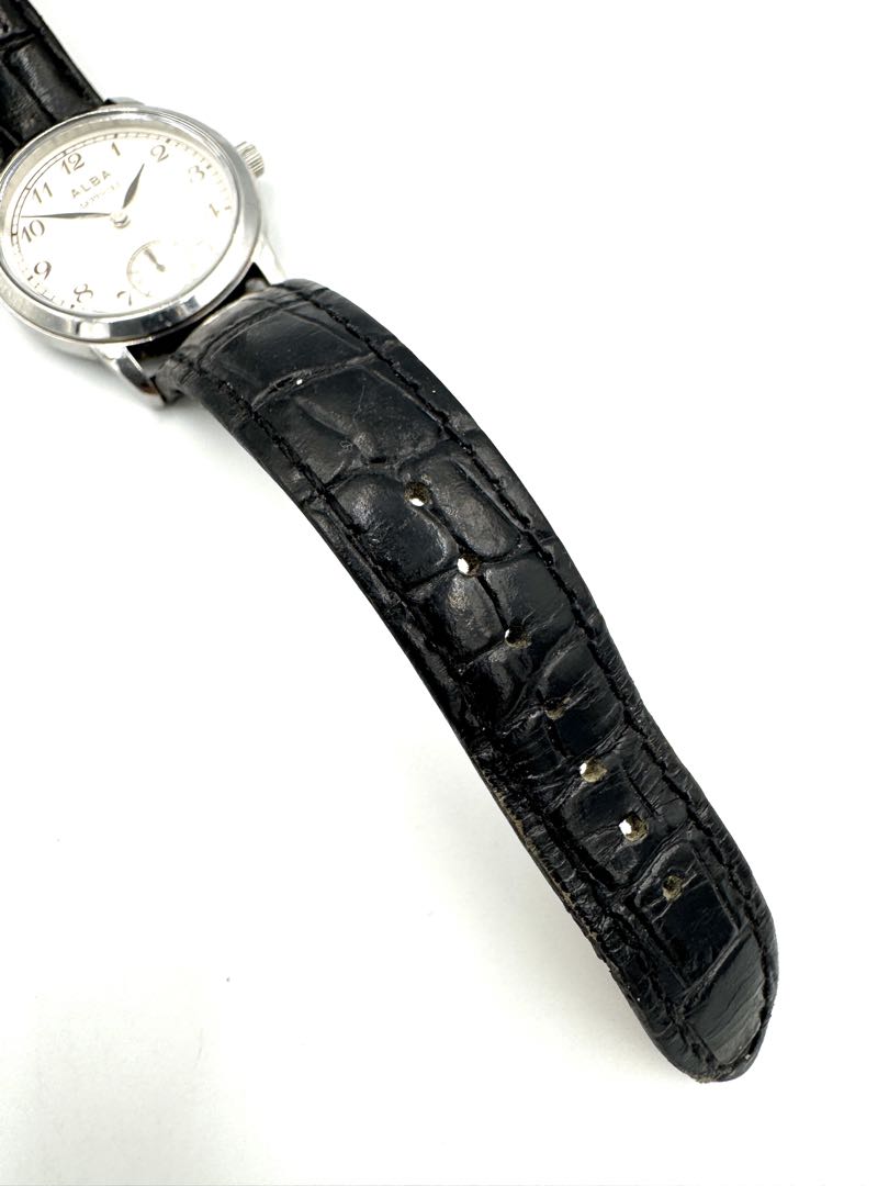 Seiko Alba Small Second VD78-D015 Analog Quartz Unisex Adults Sapphire 30Mm Watch For Parts