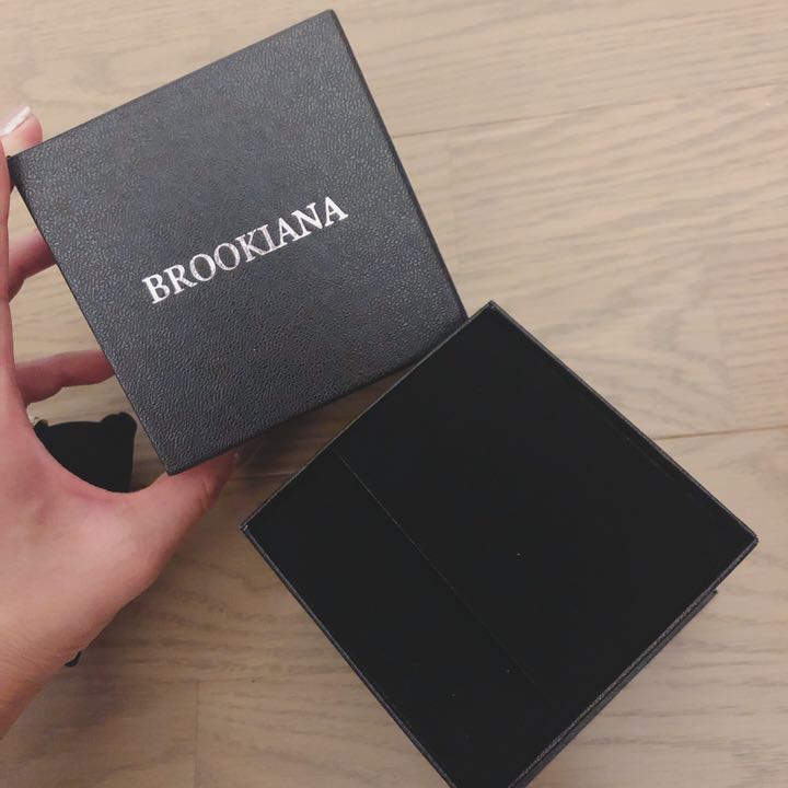 Brookchiana Analog Quartz Men