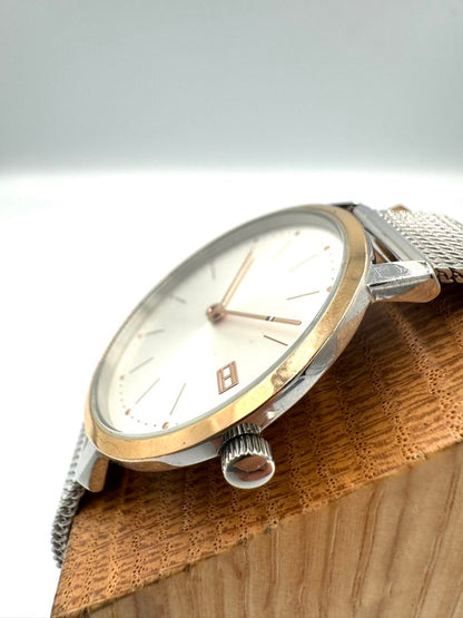 TOMMY HILFIGER Quartz Watch