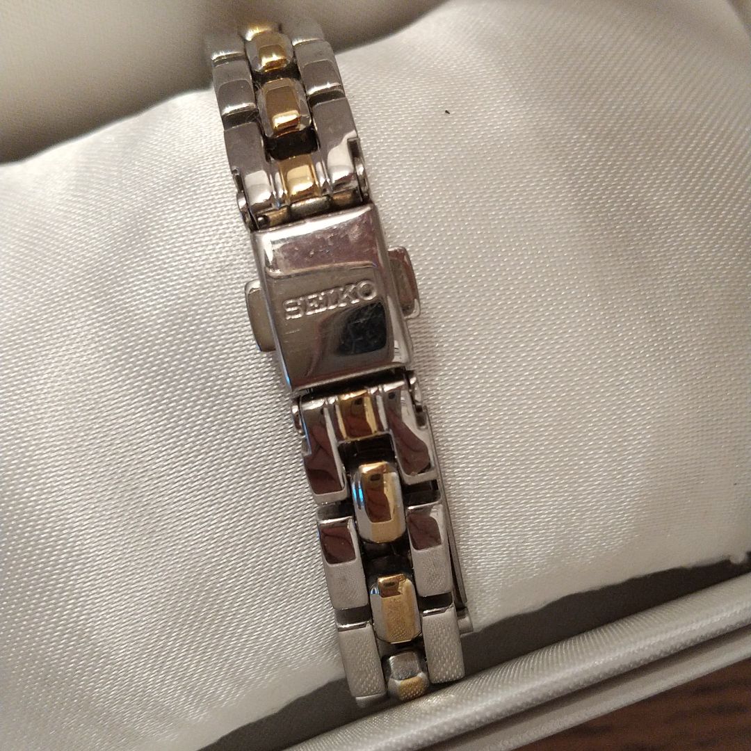 Seiko Tisse SWFF003 Analog Quartz Women