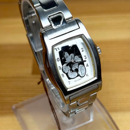 Analog Quartz Women