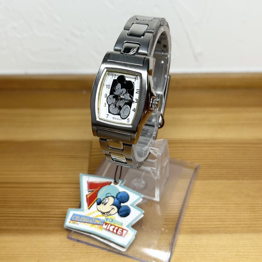 Analog Quartz Women