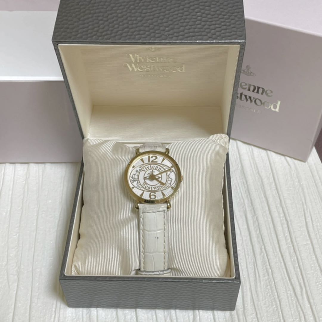 Vivienne Westwood Analog Quartz Women