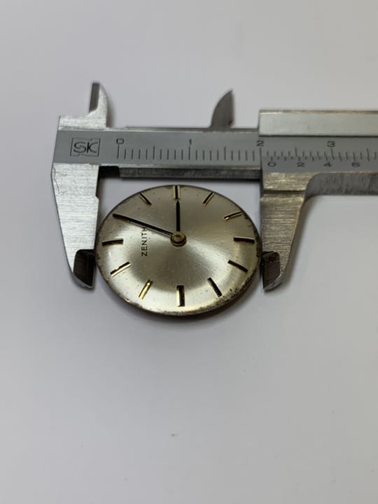Zenith Analog Mechanical (Manual) Women