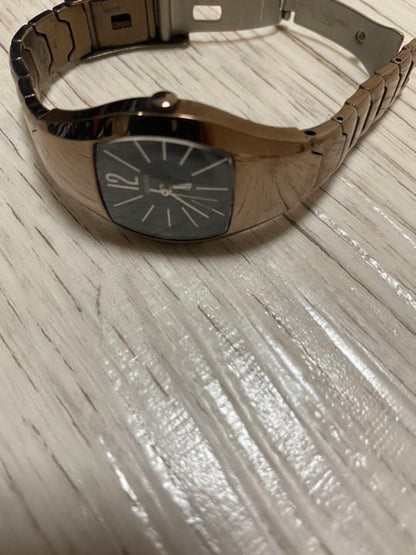 Seiko lk/lukia Analog Quartz Women