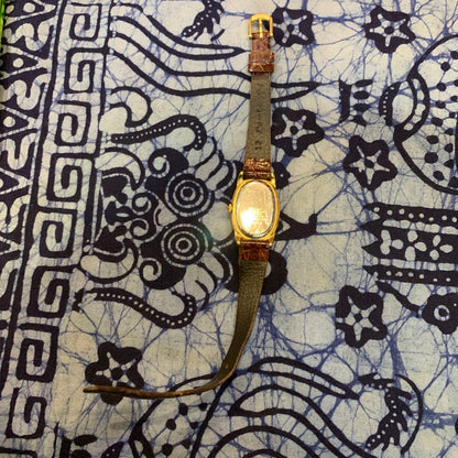 Seiko Analog Quartz Women ジーショック Watch ゴールド ブラウン