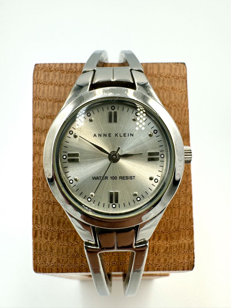 Anne Klein Analog Quartz Women Watch Excellent Condition
