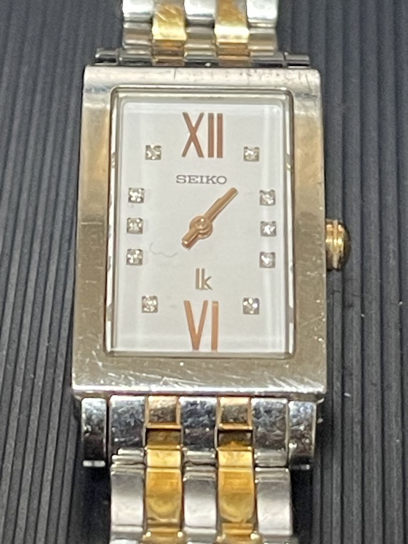Seiko lk/lukia Analog Quartz Women