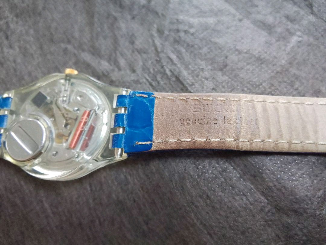 Swatch Analog Mechanical (Manual) Women