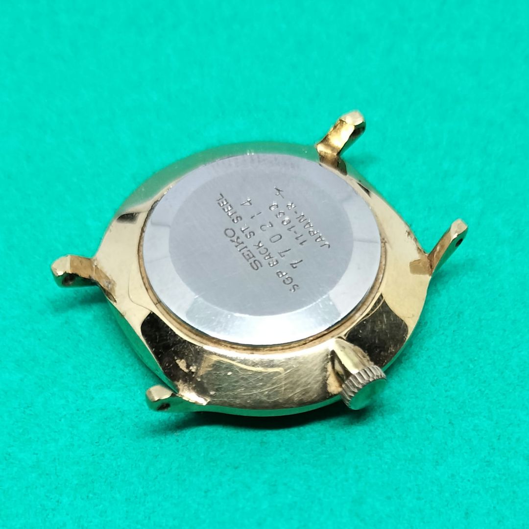Seiko SK110808 Analog Mechanical (Manual) Women