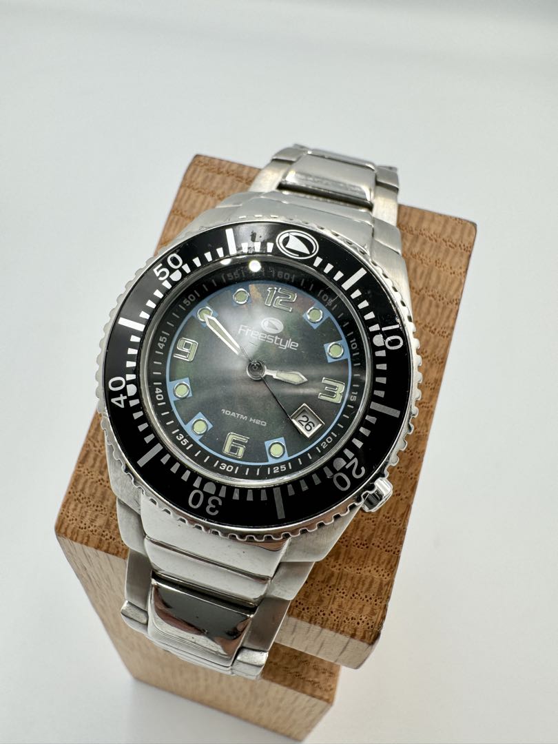 Freestyle Analog Quartz Men Watch