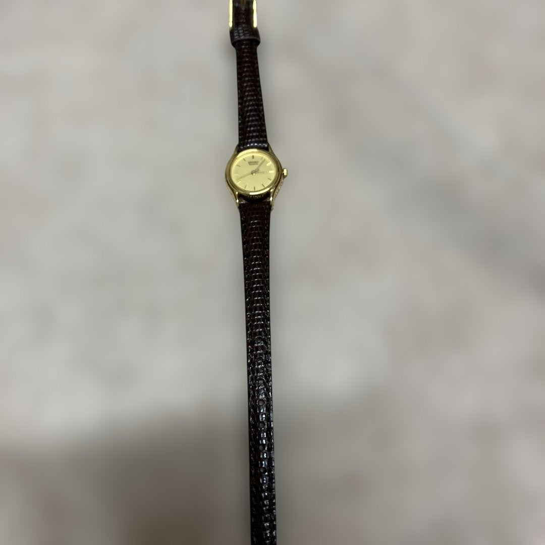 Analog Quartz Women