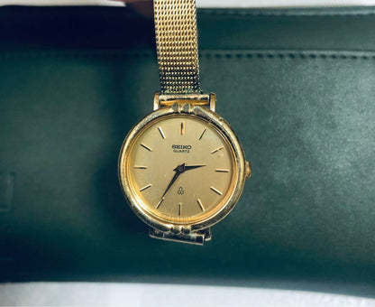 Seiko 4720-0060 Analog Quartz Women