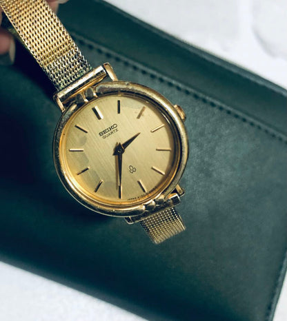 Seiko 4720-0060 Analog Quartz Women