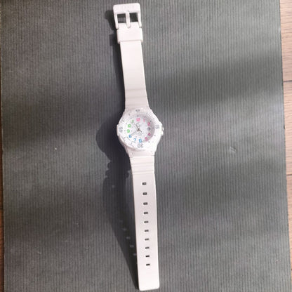 CASIO LRW-200H-4EV Analog Quartz Women
