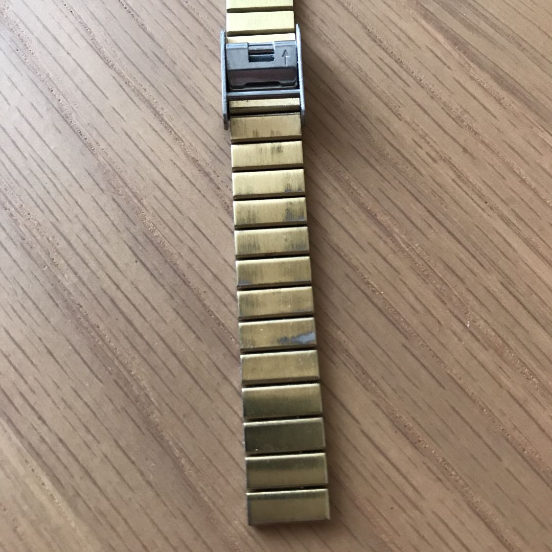 Casio Cheap-Casio LA670W Digital Quartz Women