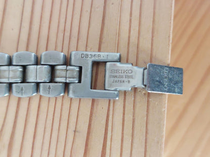 Seiko Lucent Analog Quartz Women