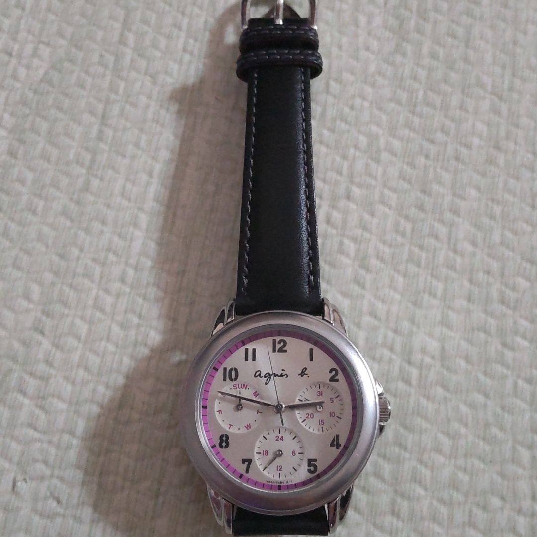 Agnes B. V33J-0AA0 Analog Quartz Women