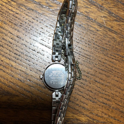 Seiko Analog Quartz Women