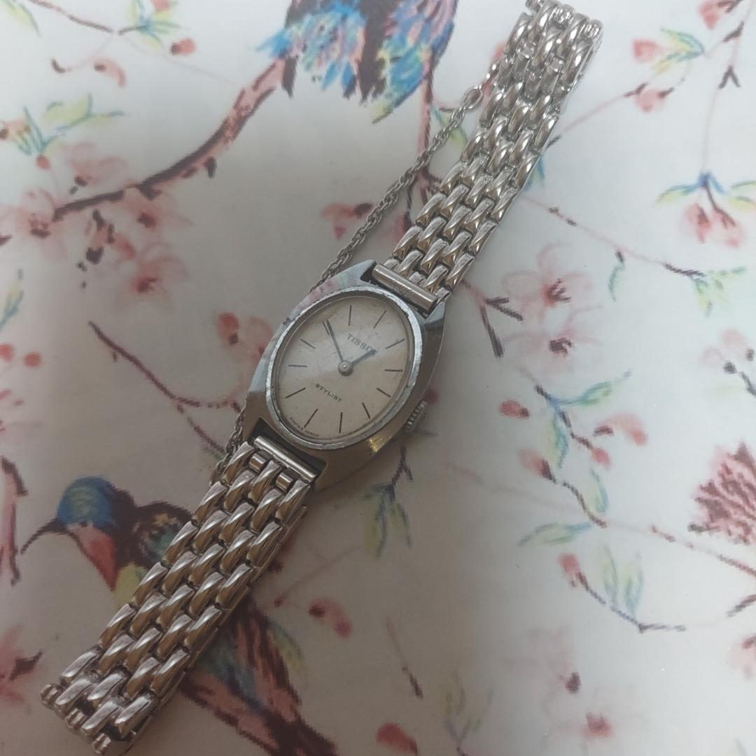 Tissot Analog Mechanical (Manual) Women Women