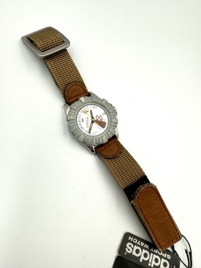 Adidas Analog Quartz Men Watch Excellent Condition