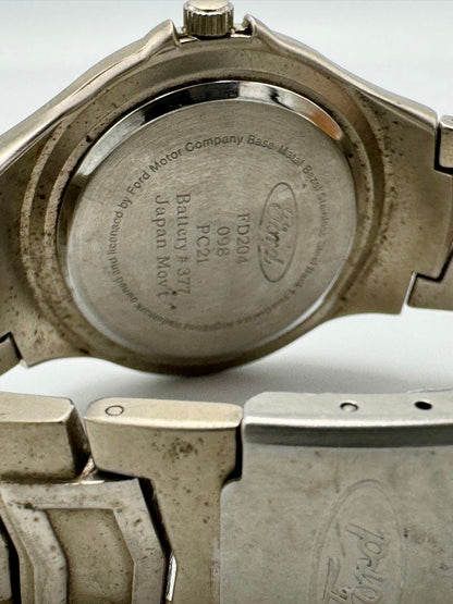 Ford Analog Quartz Men Watch Fd204 Cracked Glass