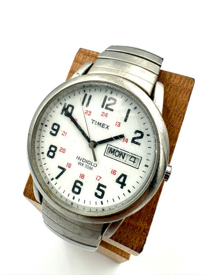TIMEX Quartz Watch UNTESTED FOR PARTS