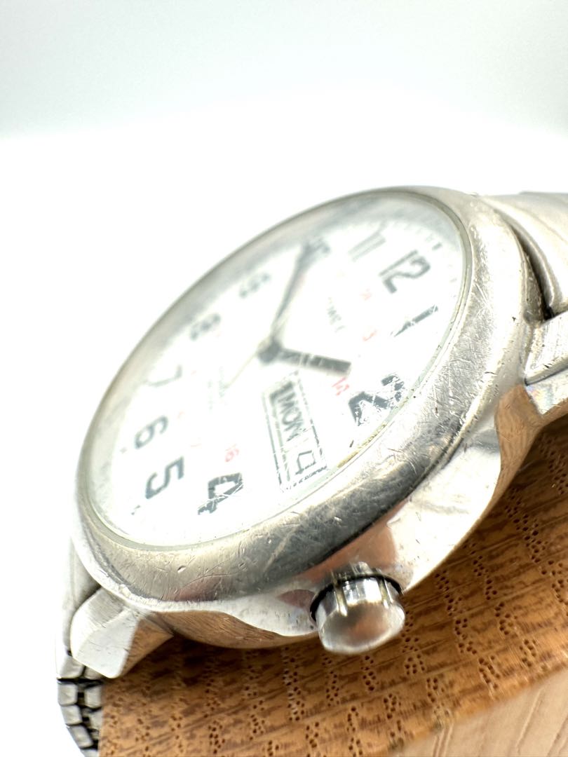 TIMEX Quartz Watch UNTESTED FOR PARTS
