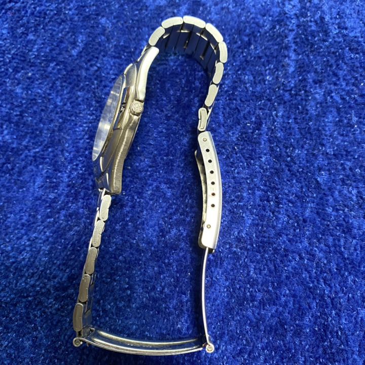 Givenchy Analog Quartz Men