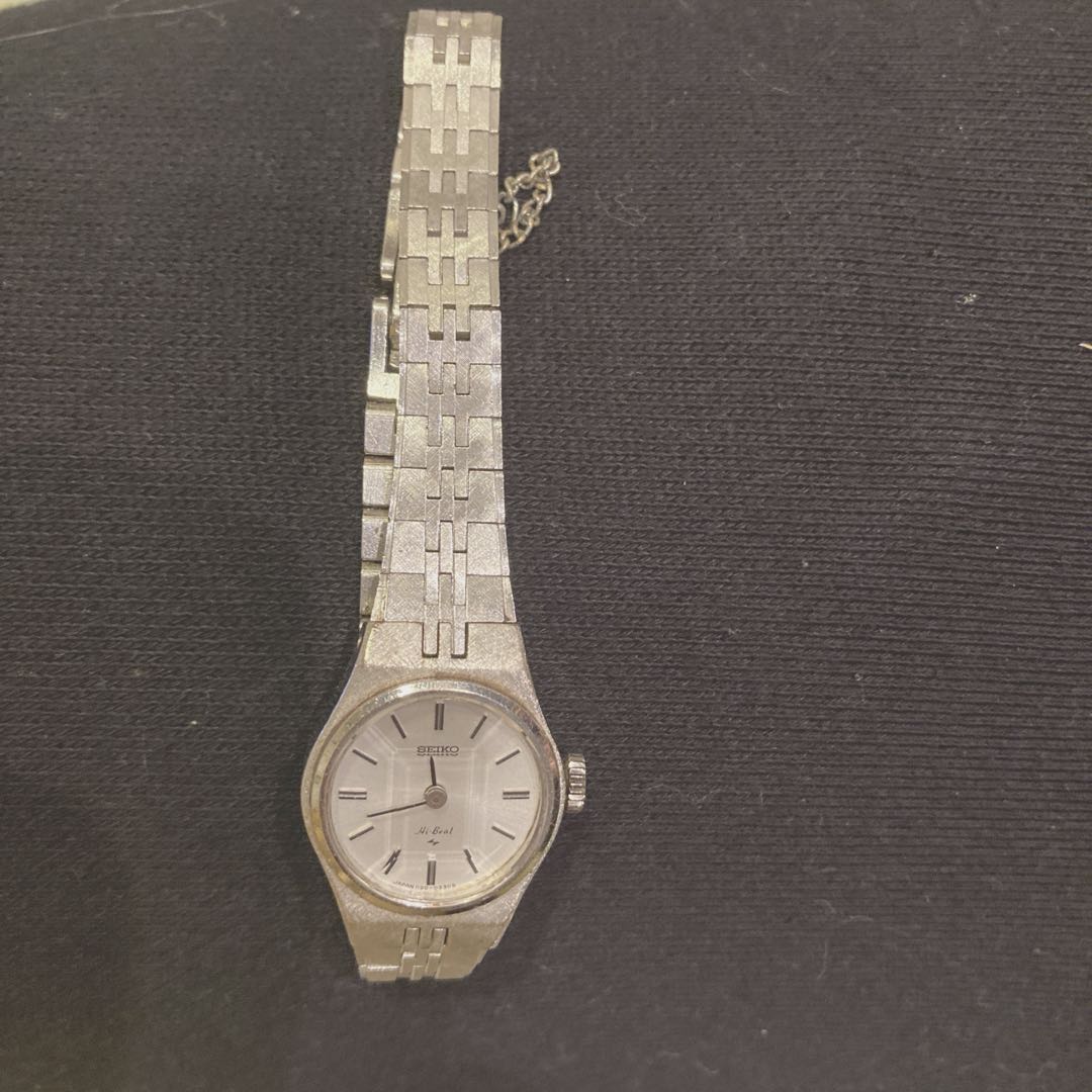 Seiko Analog Quartz Women