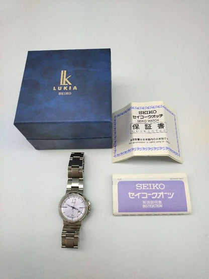 Seiko lk/lukia Analog Quartz Women