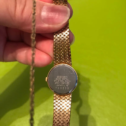 Seiko Analog Quartz Women