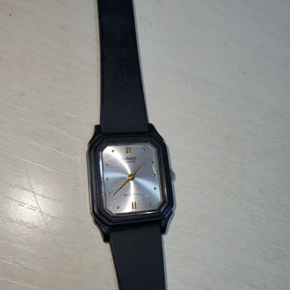 Casio LQ-142 Analog Quartz Women