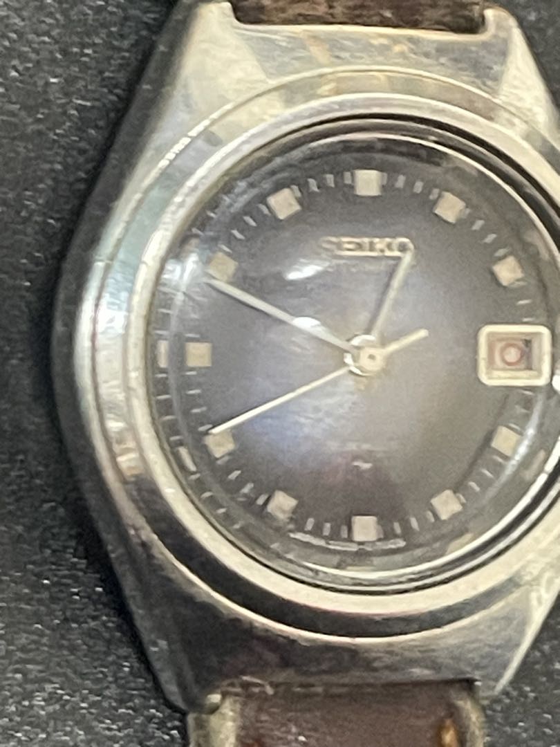 Seiko 2205-0461 Analog Mechanical (Automatic) Women