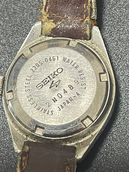 Seiko 2205-0461 Analog Mechanical (Automatic) Women