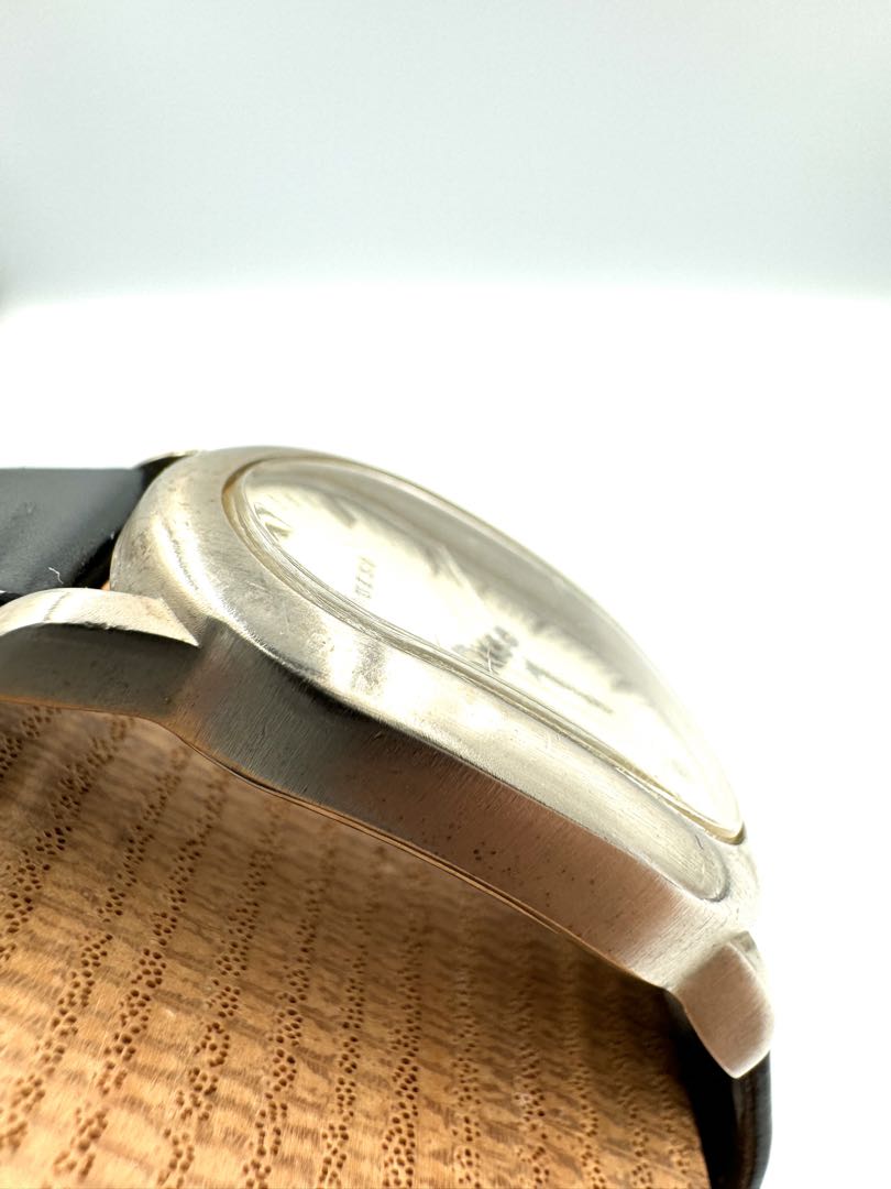 Guess Analog Quartz Women Watch