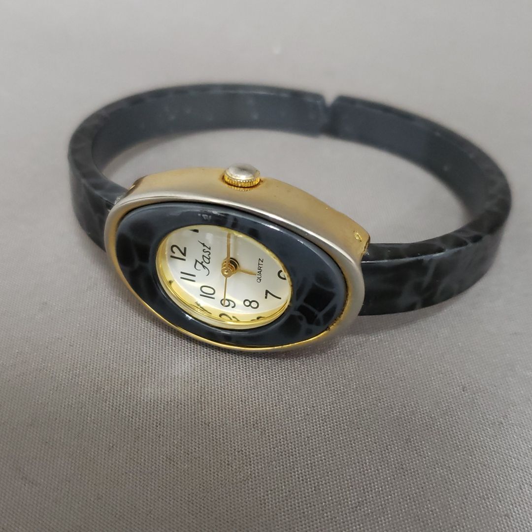 FAST 14.5-18CM Analog Quartz Women