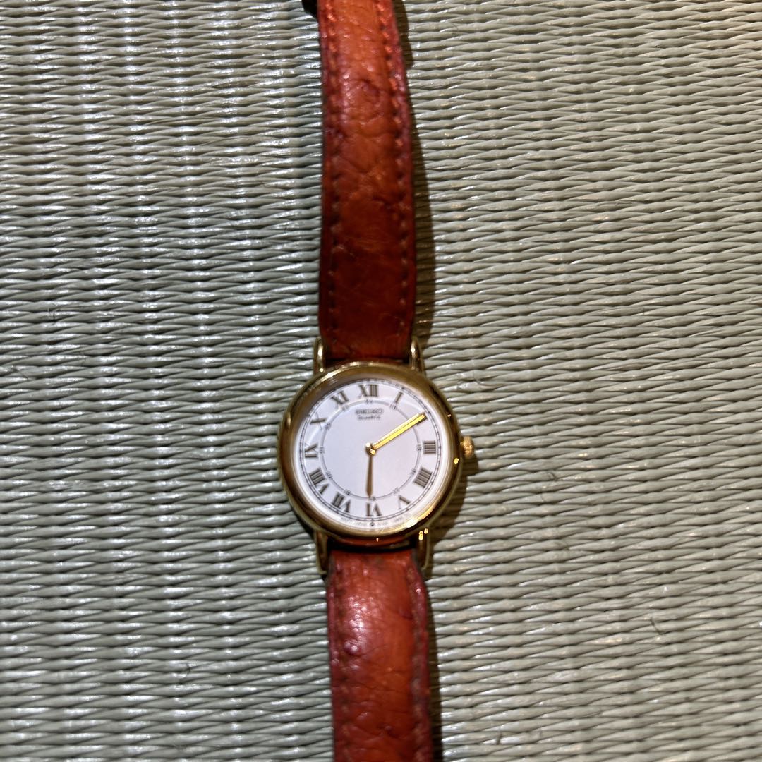 Seiko Analog Quartz Women