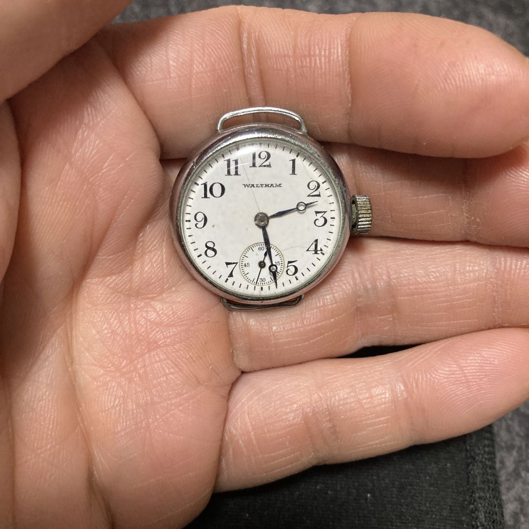 Waltham Analog Mechanical (Manual) Men