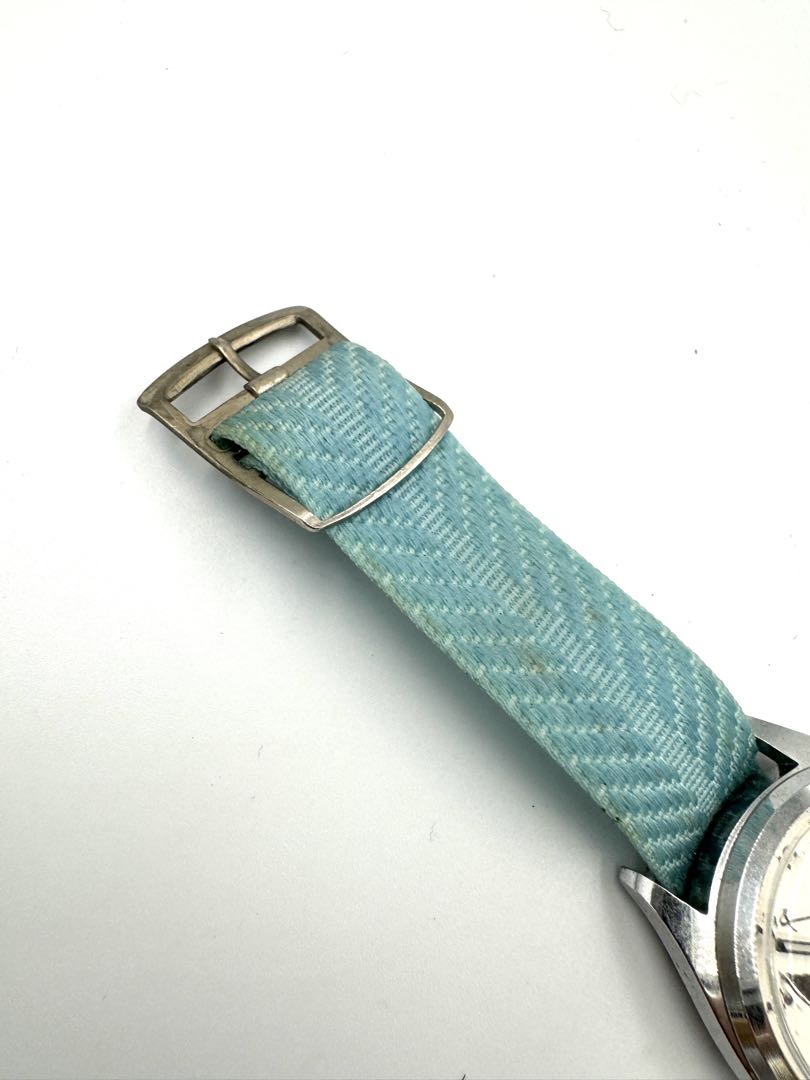 Peanuts Snoopy Analog Mechanical (Manual) Women Manual Winding Watch For Parts