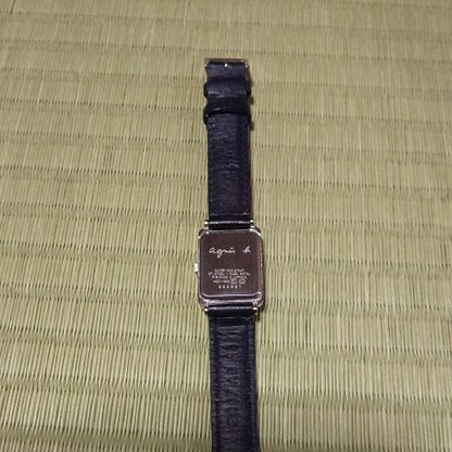 Agnes B. Analog Quartz Women