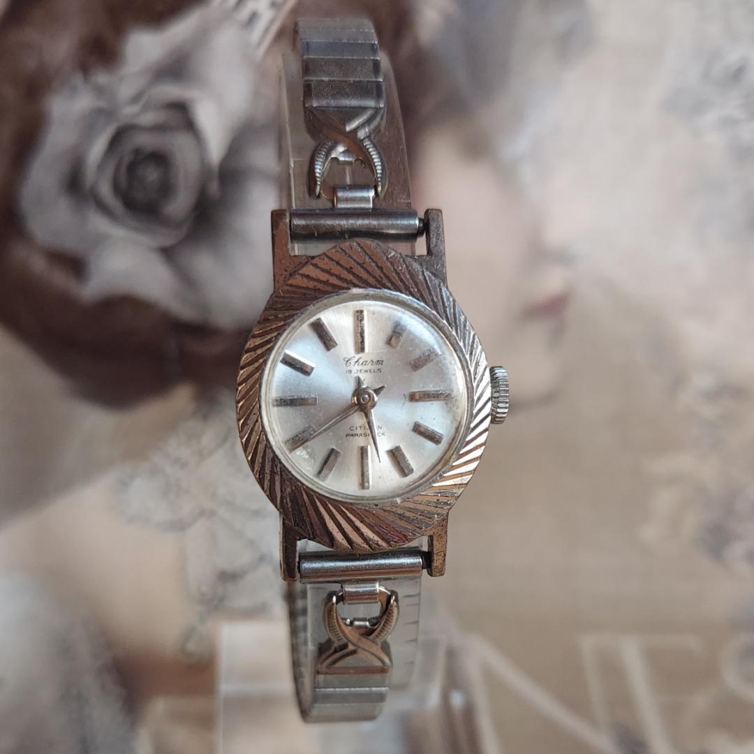 Citizen charm Analog Mechanical (Manual) Women