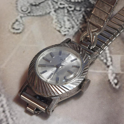 Citizen charm Analog Mechanical (Manual) Women