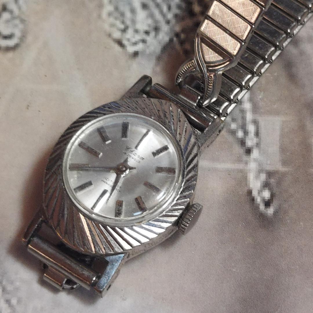 Citizen charm Analog Mechanical (Manual) Women